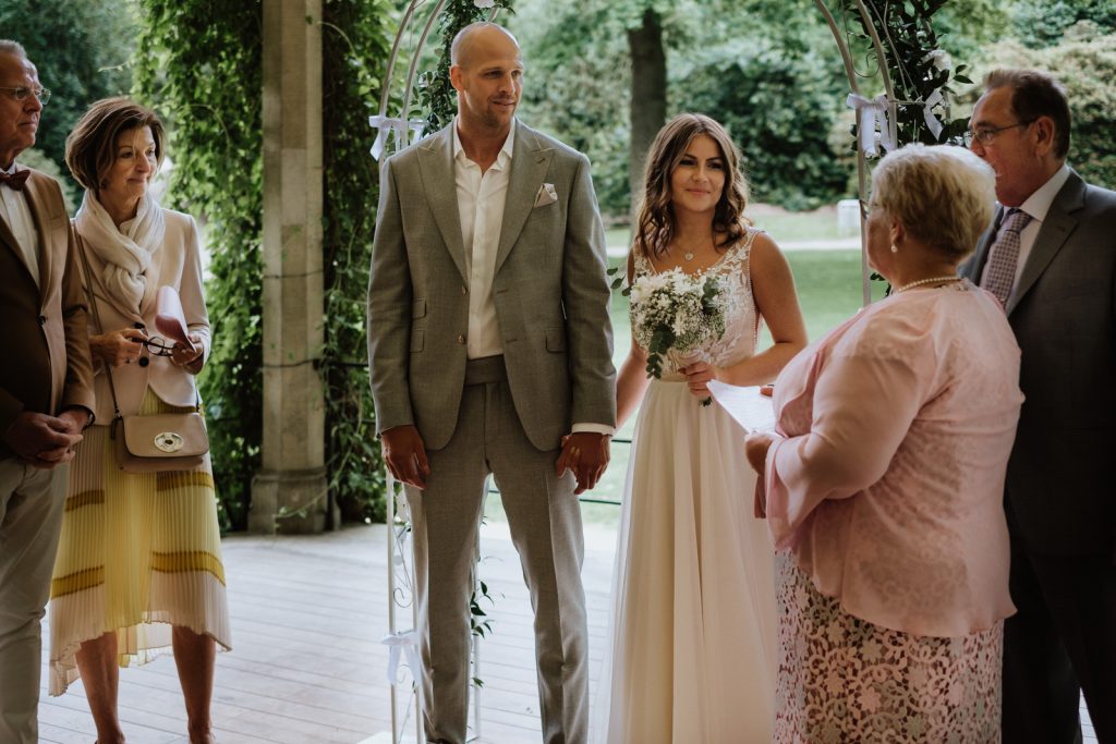 freie Trauung im wunderschönen Schlossgarten von Münster