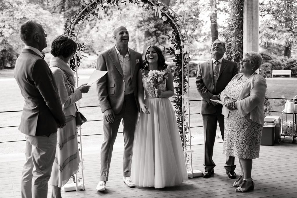 freie Trauung im Pavillon im Schlossgarten in Münster